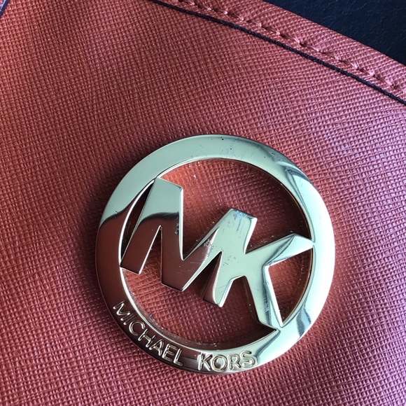 Michael Kors hand bag - Picture 5 of 5